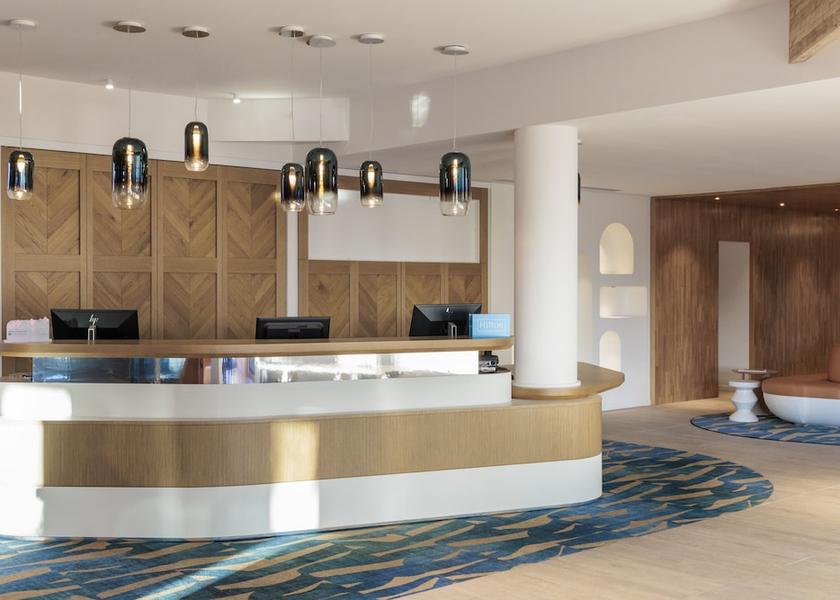 Provence - Alpes - Cote d'Azur Vitrolles Reception