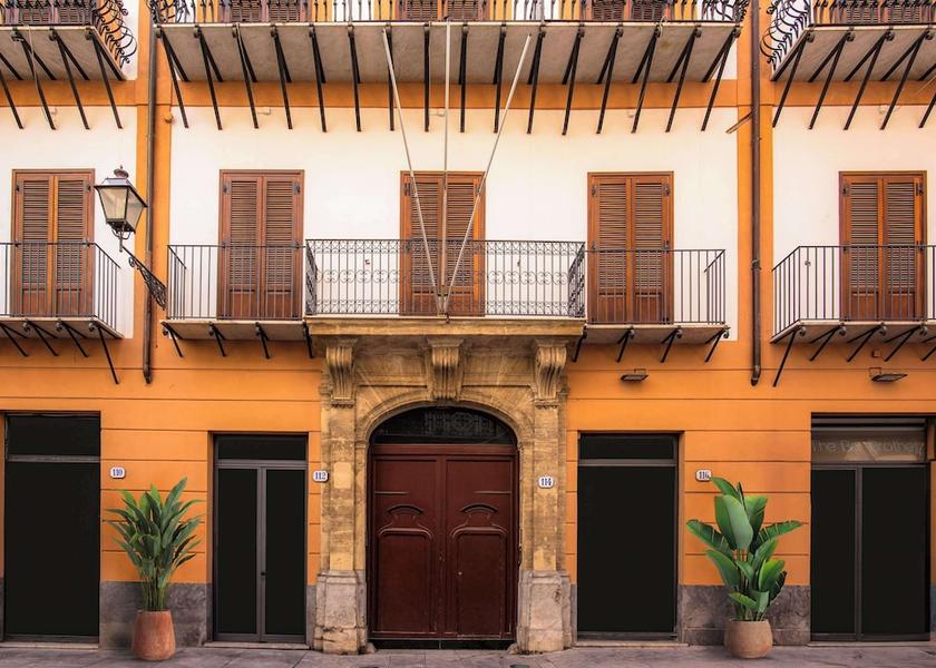 Sicily Palermo Exterior Detail