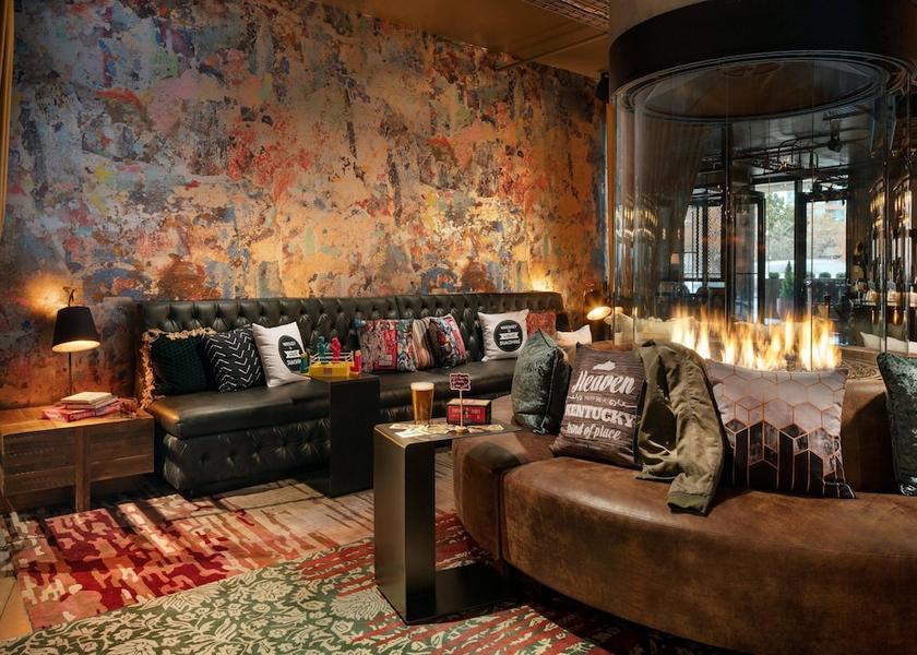 Colorado Louisville Lobby