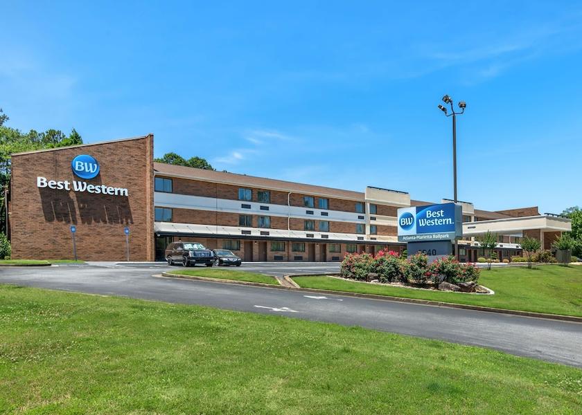 Georgia Marietta Exterior Detail