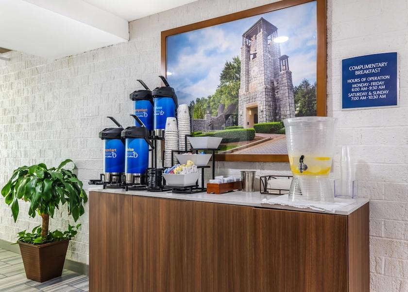 Georgia Marietta Lobby