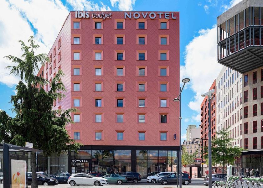 Auvergne-Rhone-Alpes Saint-Etienne Exterior Detail