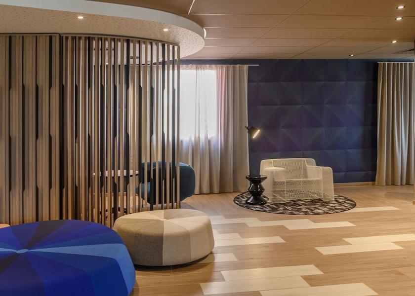 Auvergne-Rhone-Alpes Saint-Etienne Reception