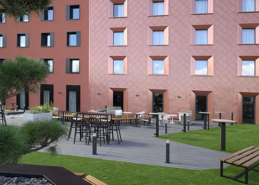 Auvergne-Rhone-Alpes Saint-Etienne Terrace