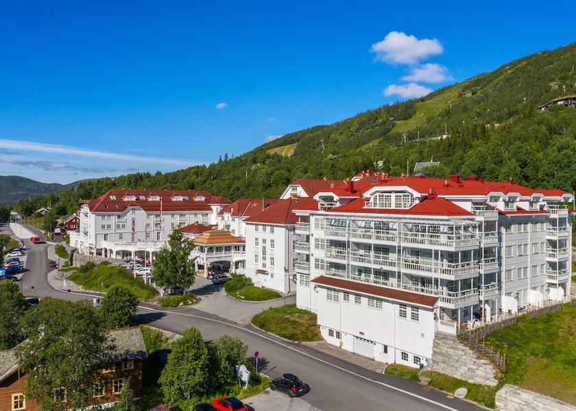Buskerud Hol Front of property