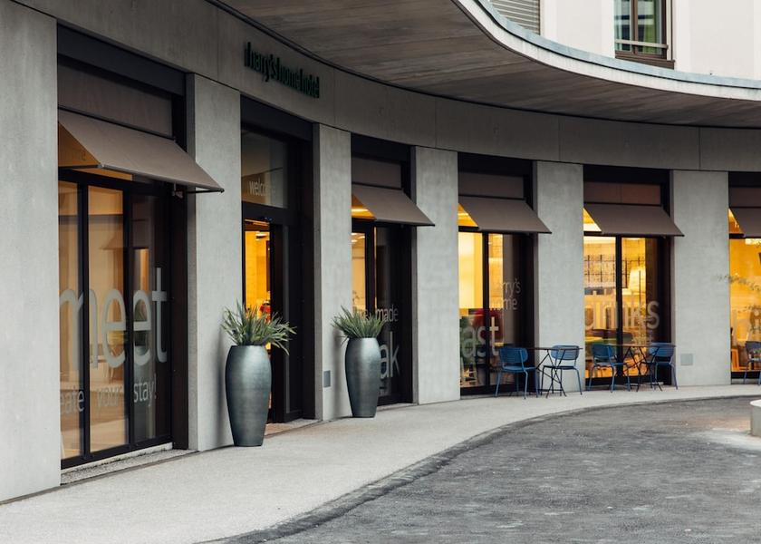 Canton of Zürich Wallisellen Exterior