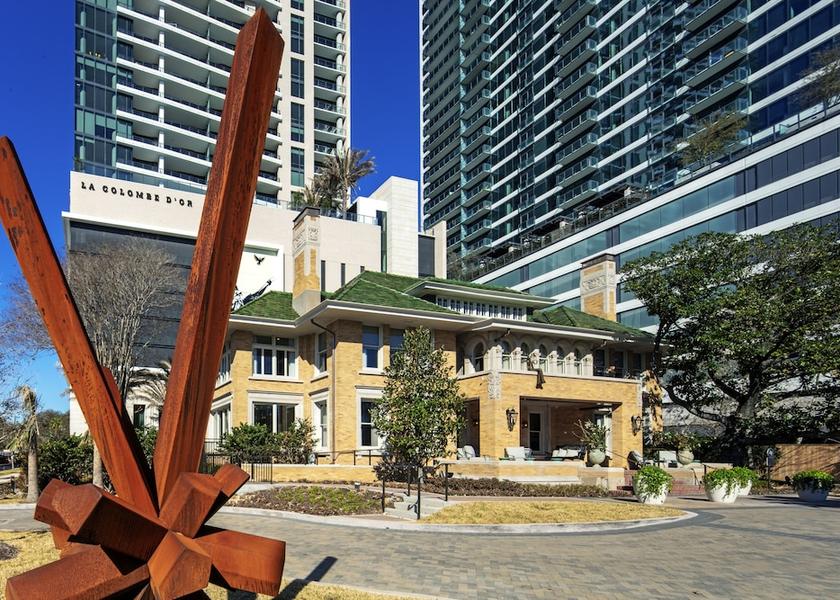 Texas Houston Exterior