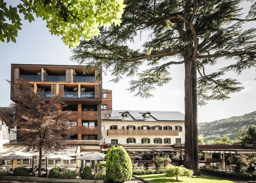Trentino-Alto Adige Varna Front of property