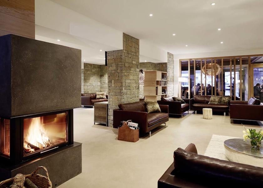 Trentino-Alto Adige Varna Lobby