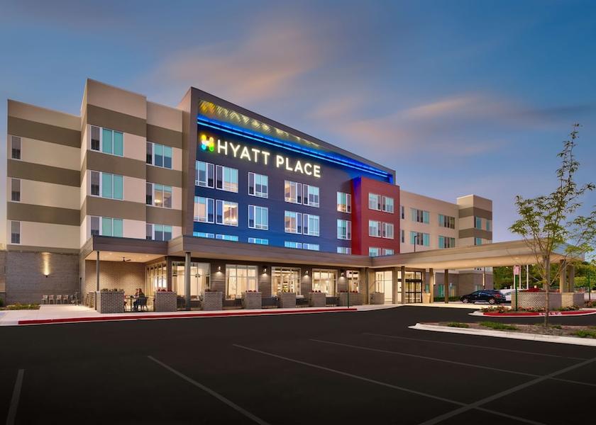 Arkansas Fayetteville Exterior Detail