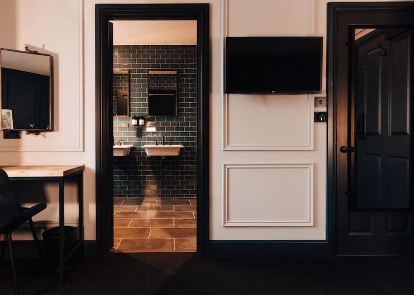 England Cheltenham Room