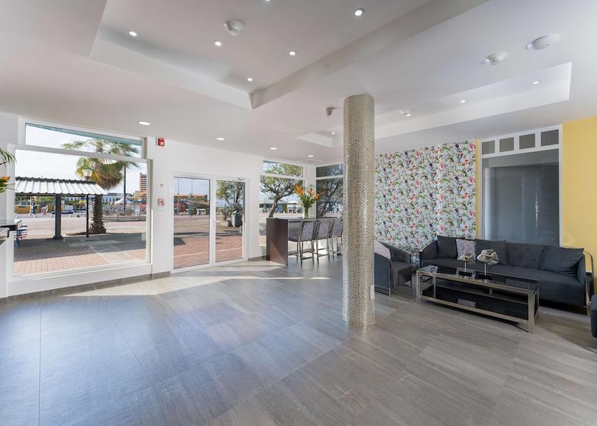  Willemstad Lobby