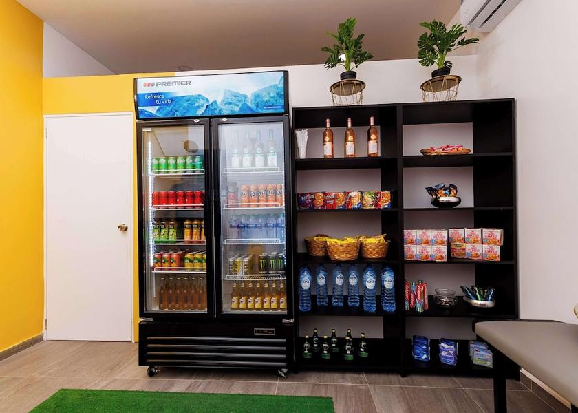  Willemstad Snack Bar