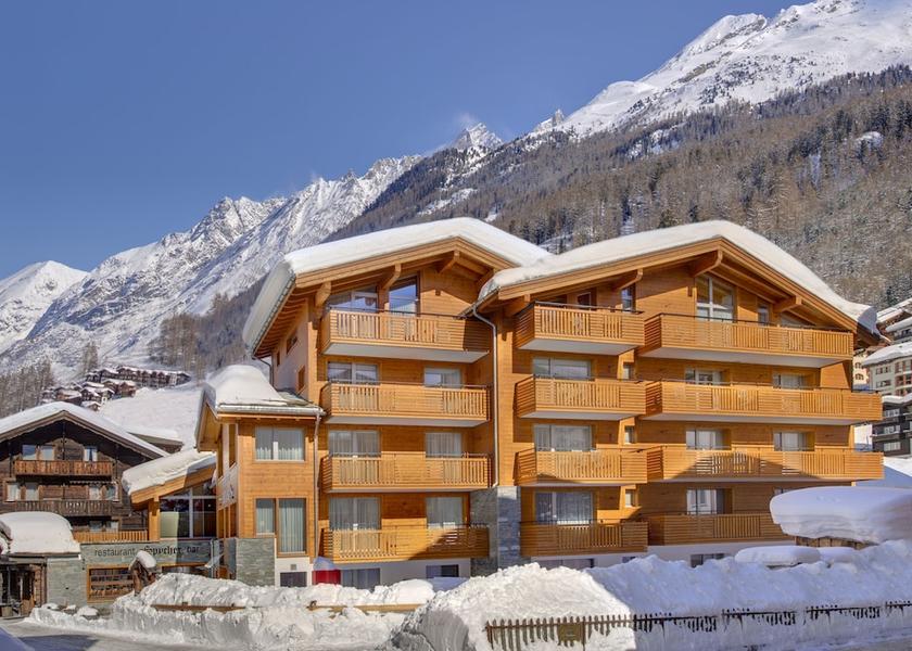 Valais Zermatt Front of property