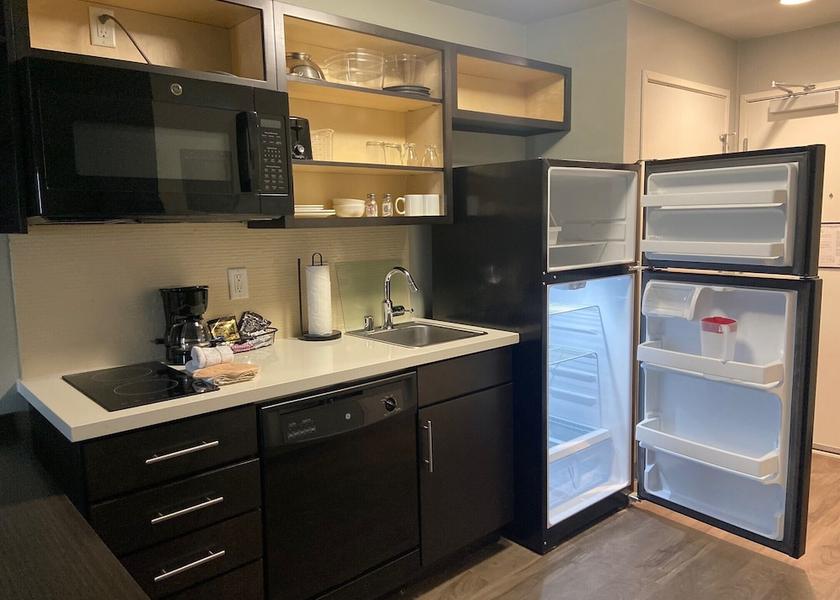 California Ontario Kitchen