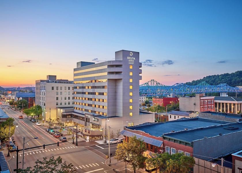 Kentucky Ashland Exterior Detail