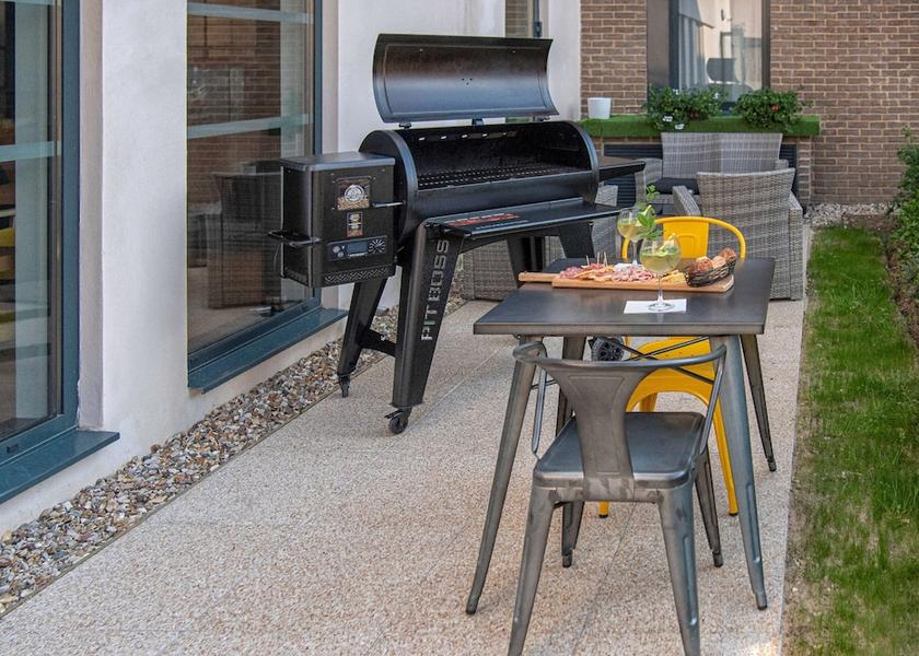 Ile-de-France Fontainebleau Exterior Detail