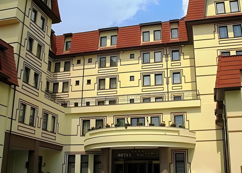  Pitesti exterior view