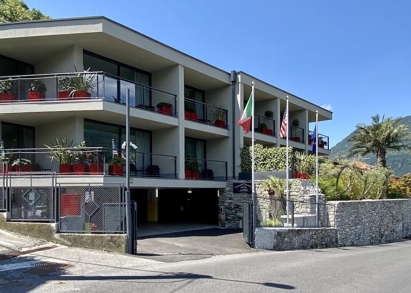 Lombardy Torno Facade