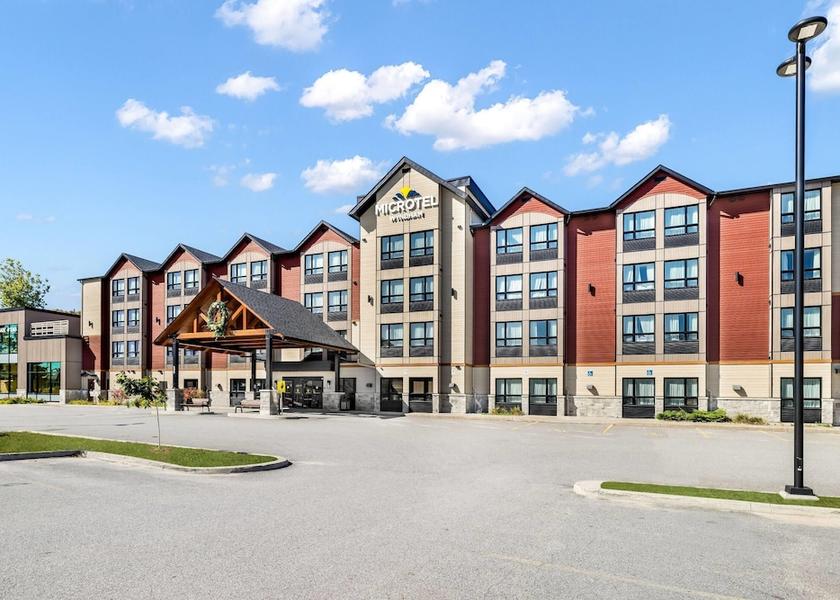 Quebec Mont-Tremblant Exterior