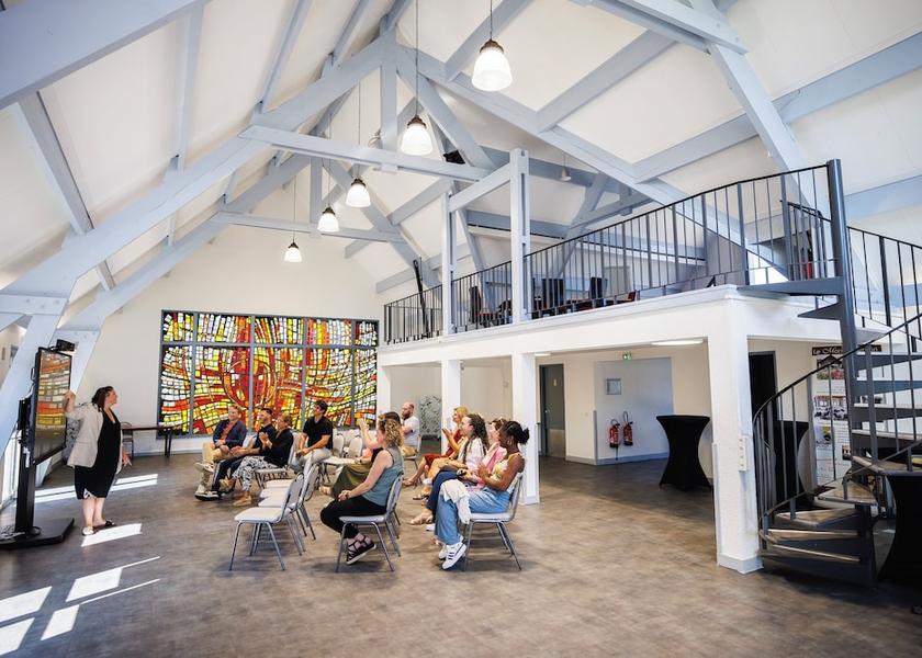 Normandy Saint-Marcel Meeting Room