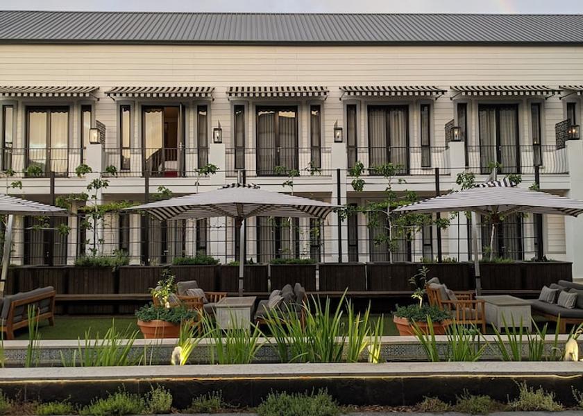  Windhoek Dining Area