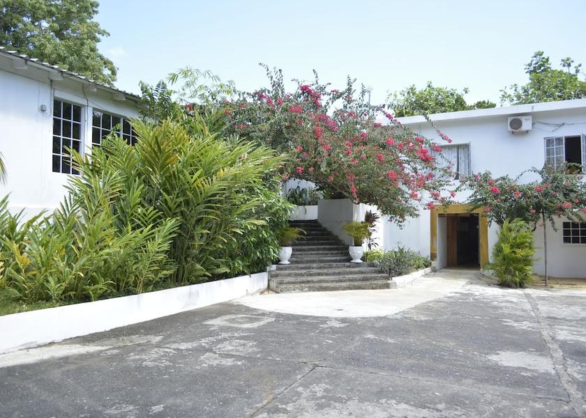 Portland Port Antonio Exterior Detail