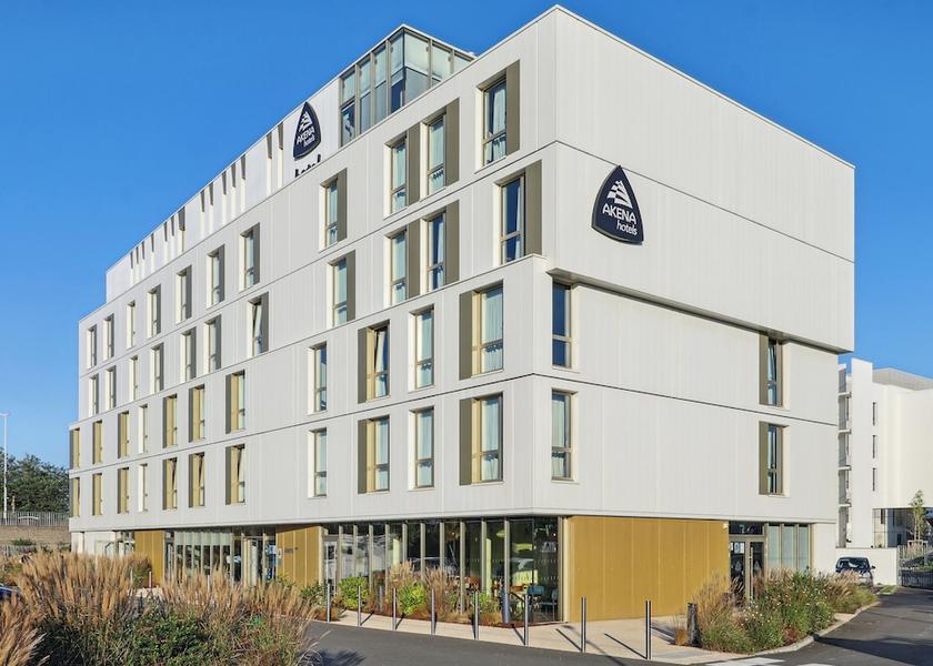 Pays de la Loire Reze Facade