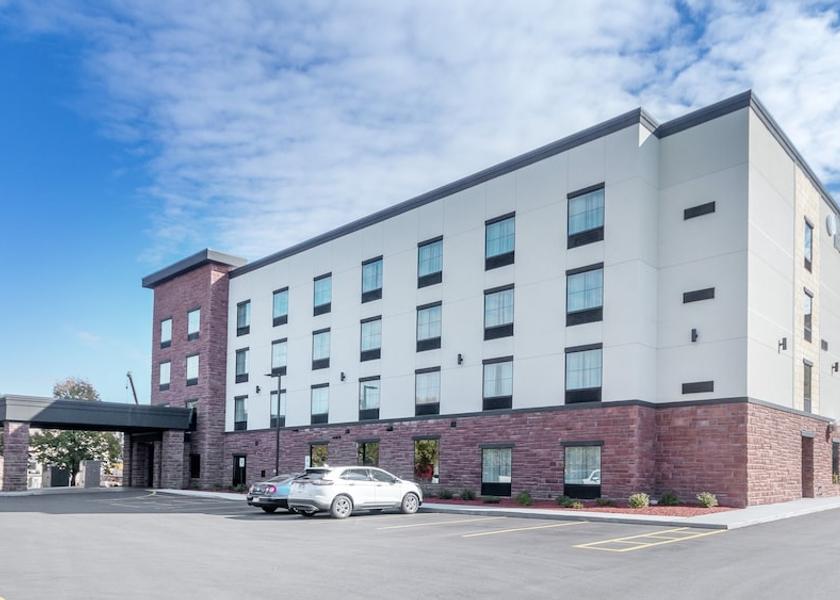 Minnesota International Falls Exterior Detail