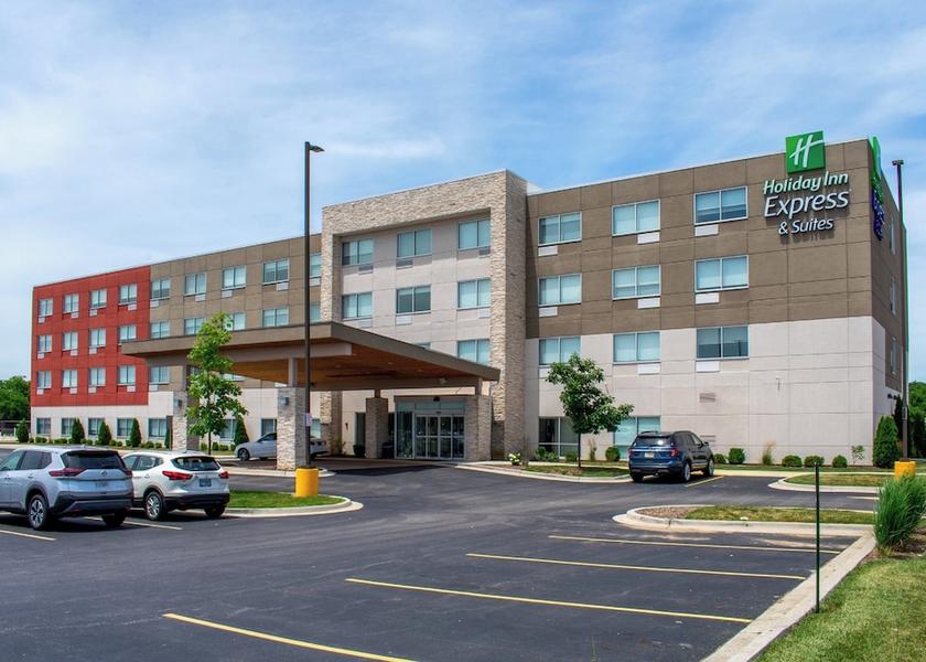 Illinois Yorkville Exterior Detail