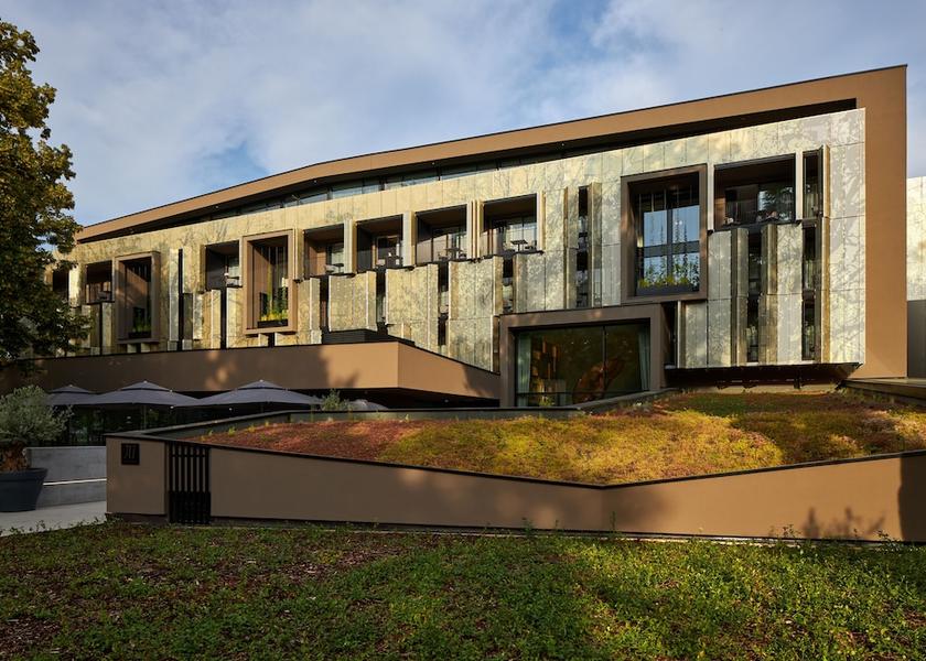 Grand Est Colmar Exterior