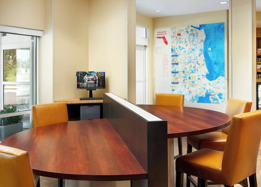 Florida Leesburg Amenity