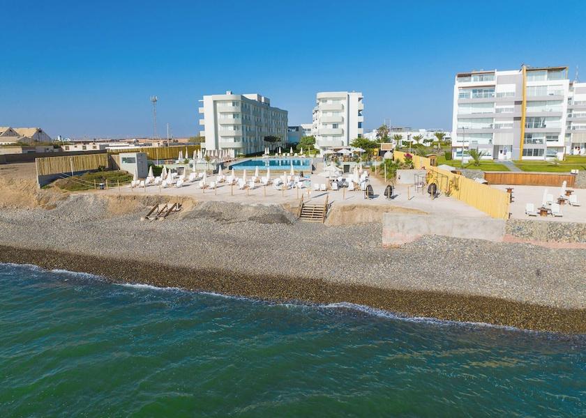 Ica Region Paracas Indoor/outdoor pool