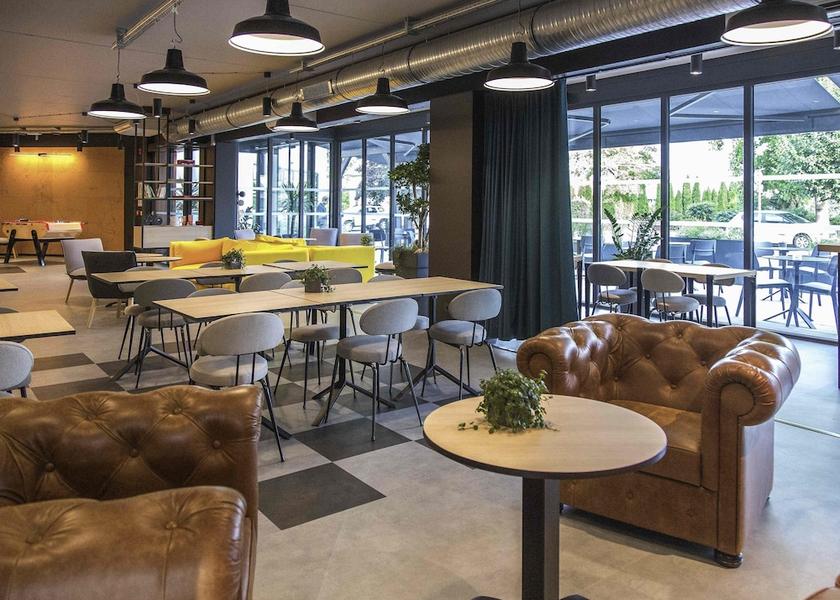 Grand Est Blotzheim Restaurant