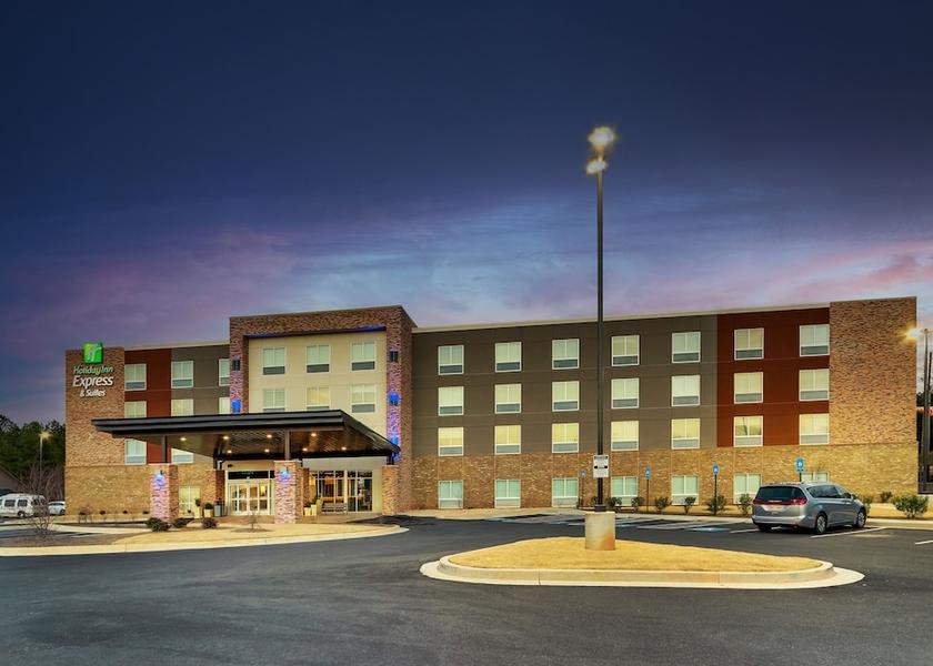 Georgia Dawsonville Exterior Detail