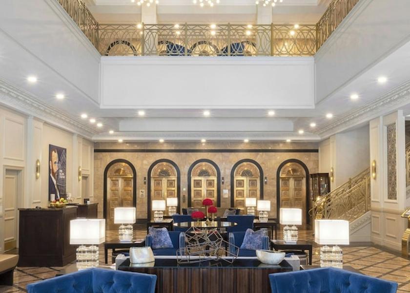 Missouri St. Louis Lobby