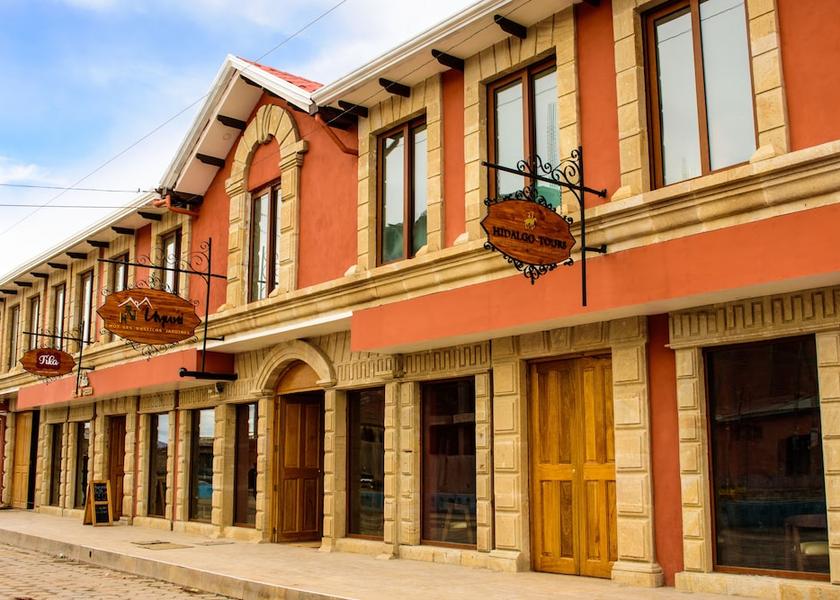 Potosi Uyuni Facade