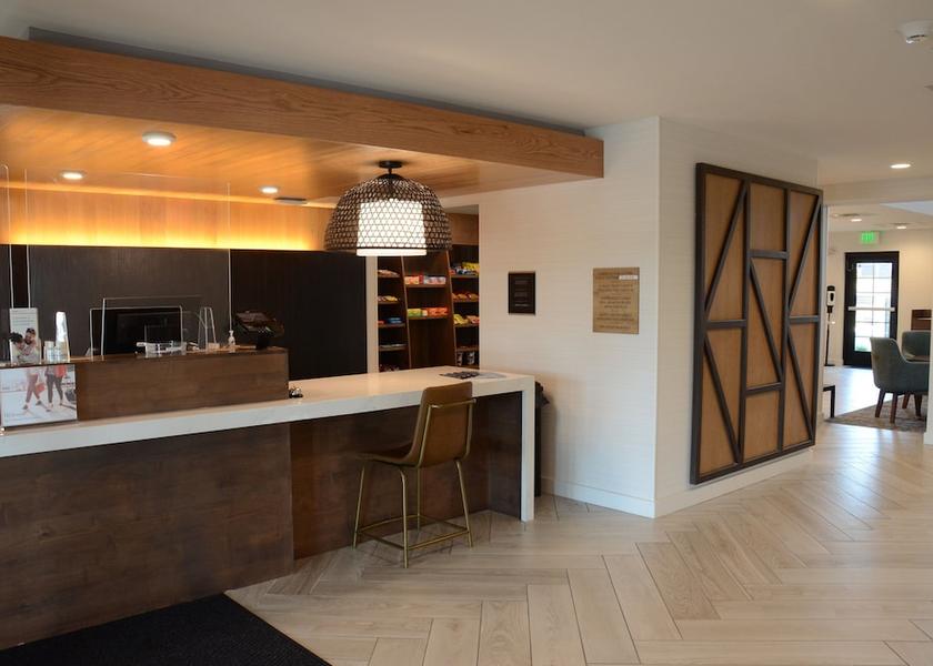 Tennessee Murfreesboro Lobby