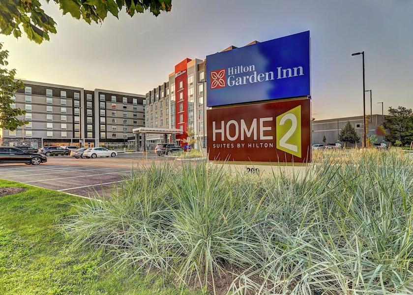 Ontario Brampton Exterior Detail