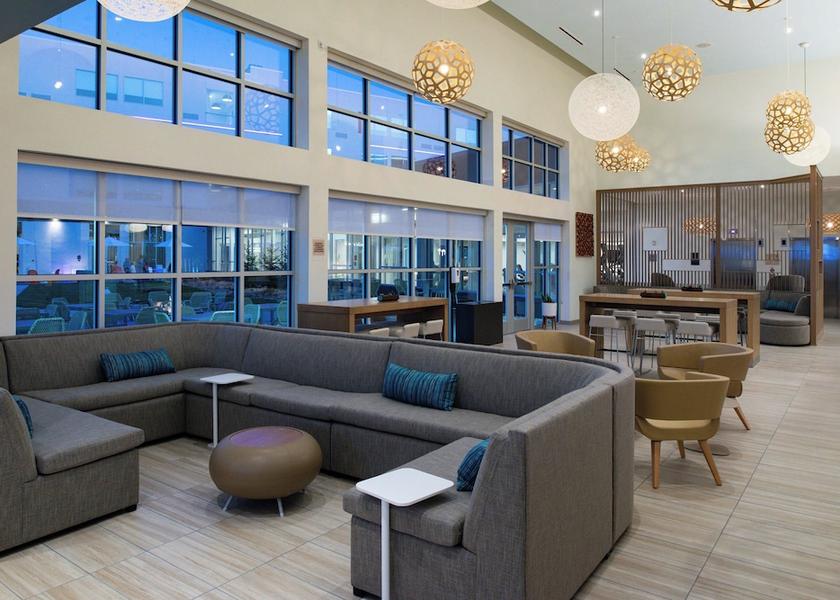 Missouri North Kansas City Lobby lounge