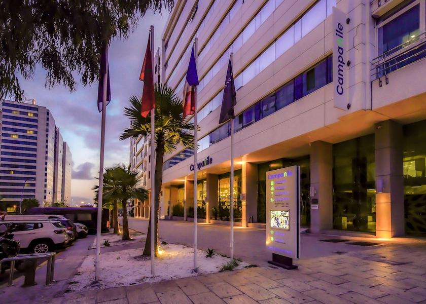  Casablanca Exterior Detail