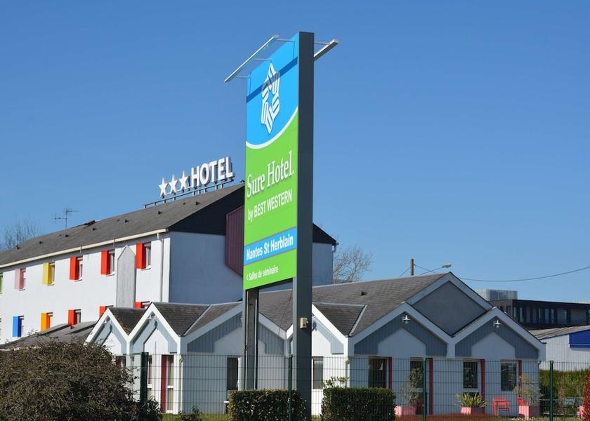 Pays de la Loire Saint-Herblain Exterior Detail