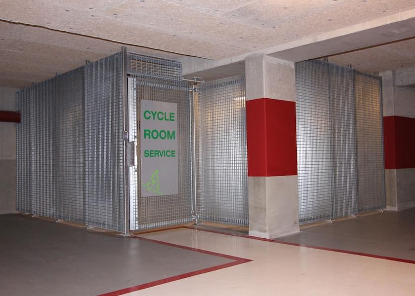 Grand Est Illkirch-Graffenstaden Parking