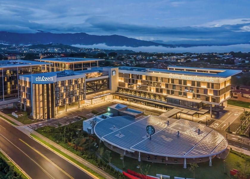 Alajuela San Antonio de Belen Exterior Detail