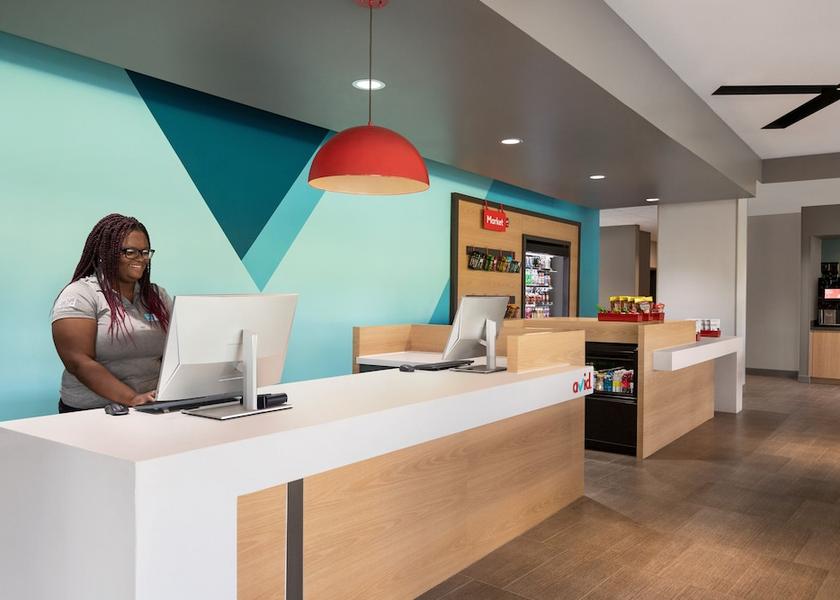 Mississippi Southaven Interior Entrance