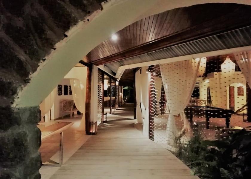 Baie Sainte Anne Praslin Island Interior Entrance