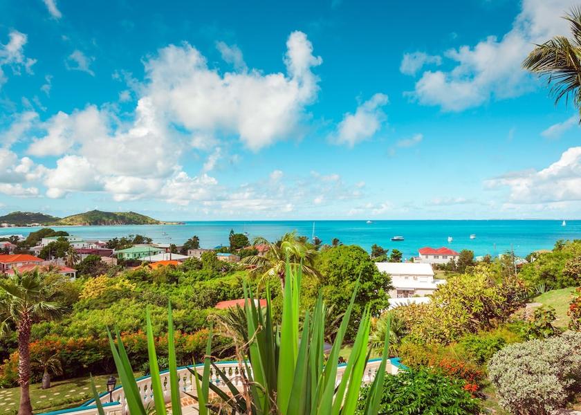  Grand Case Exterior Detail