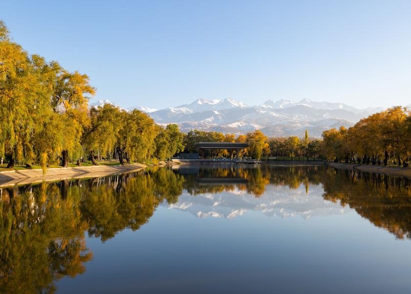  Almaty Lake