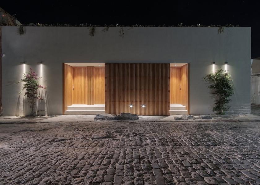 Front of property - evening/night