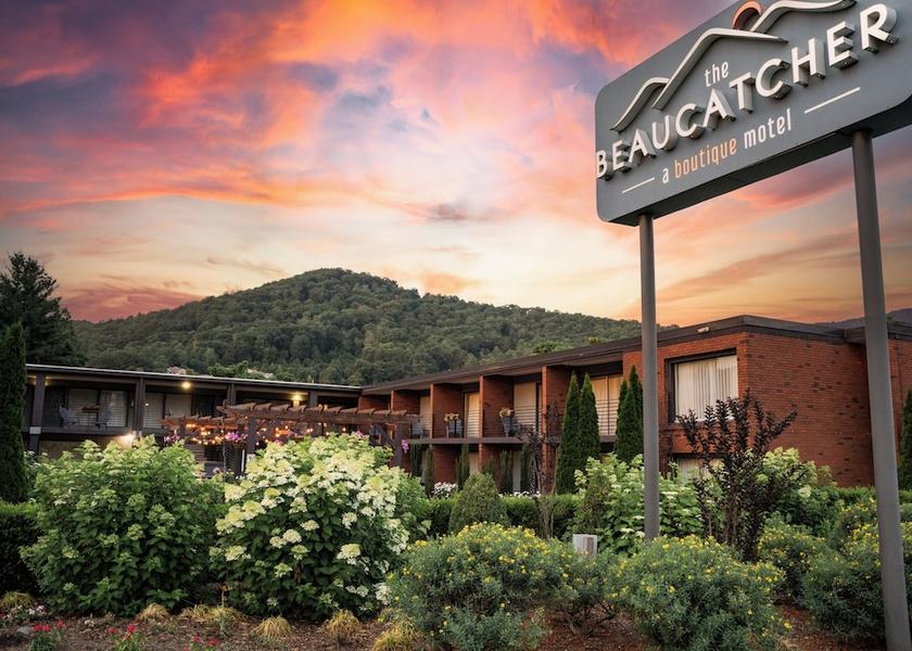 North Carolina Asheville Facade